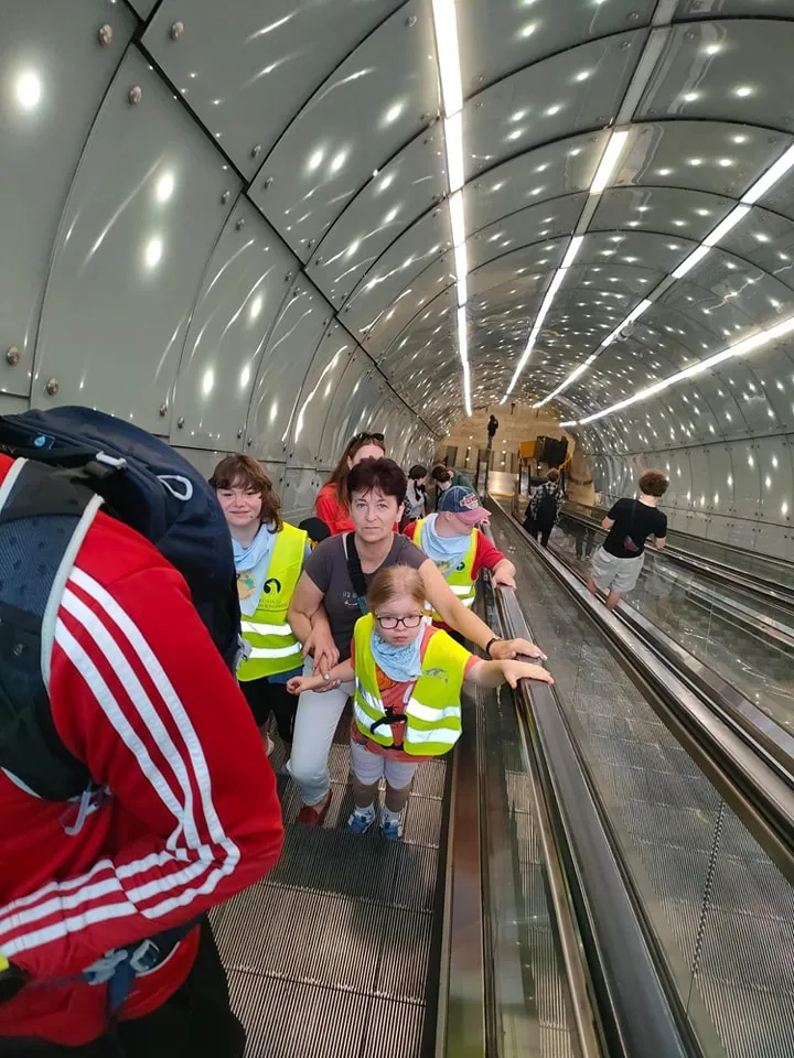 Uczniowie na akcji "Lato w mieście"