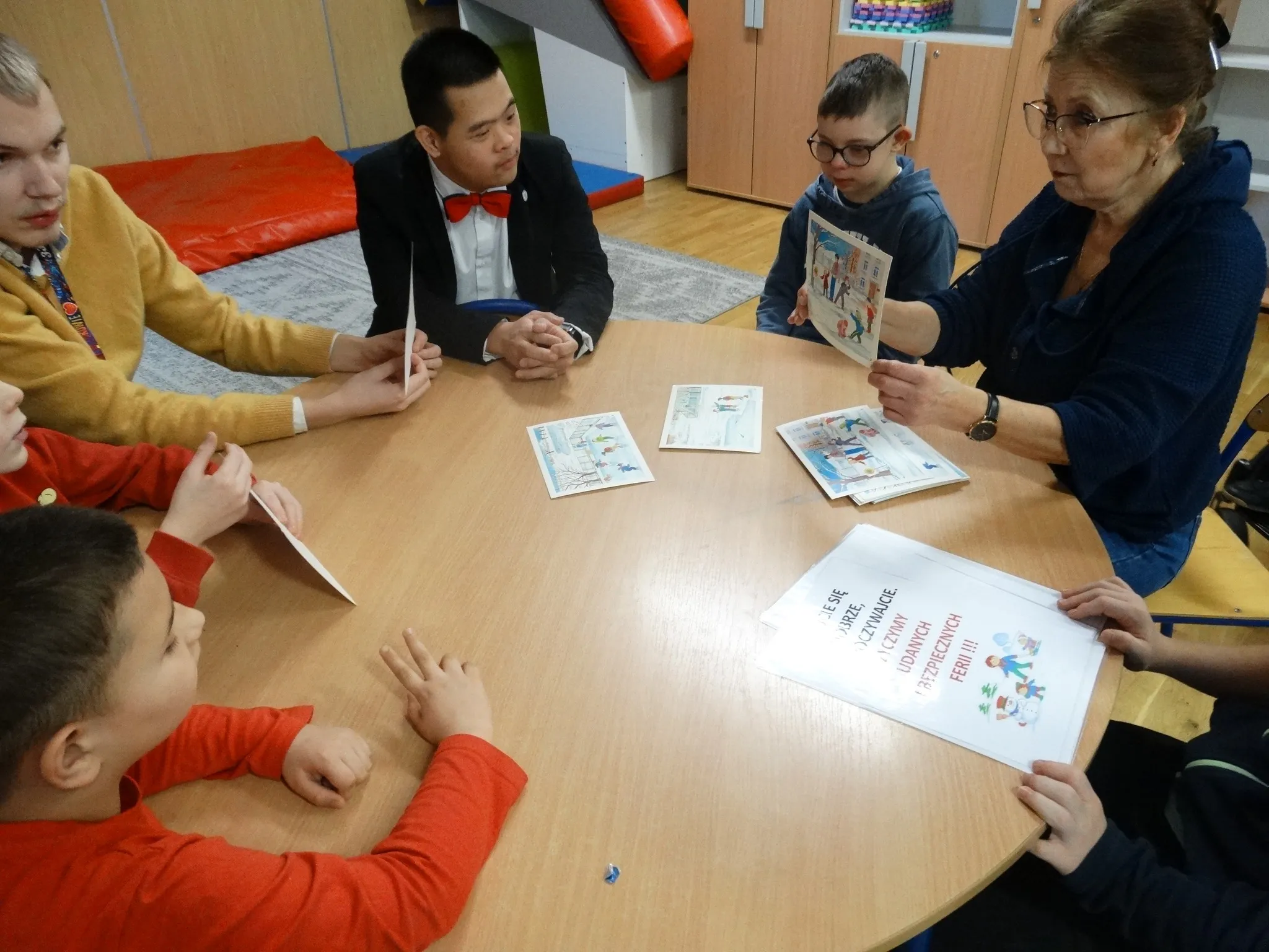 Uczniowie na zajęciach przed feriami