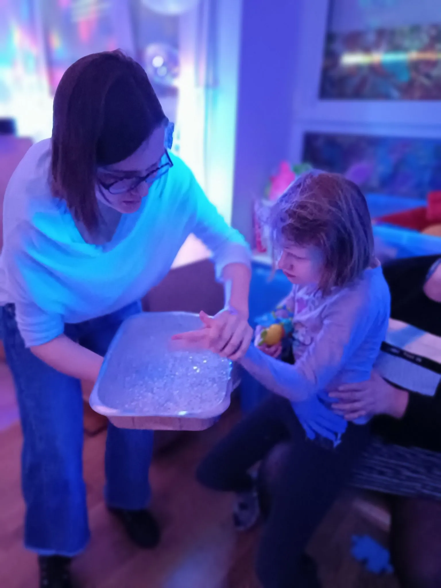 Uczniowie na zimowym balu