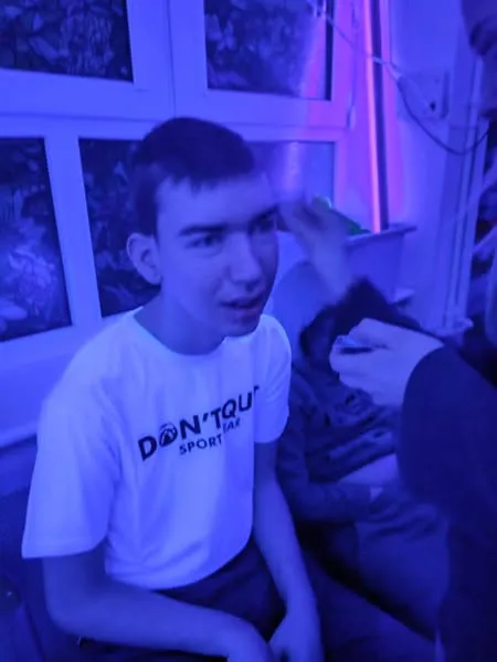 Uczniowie na zimowym balu