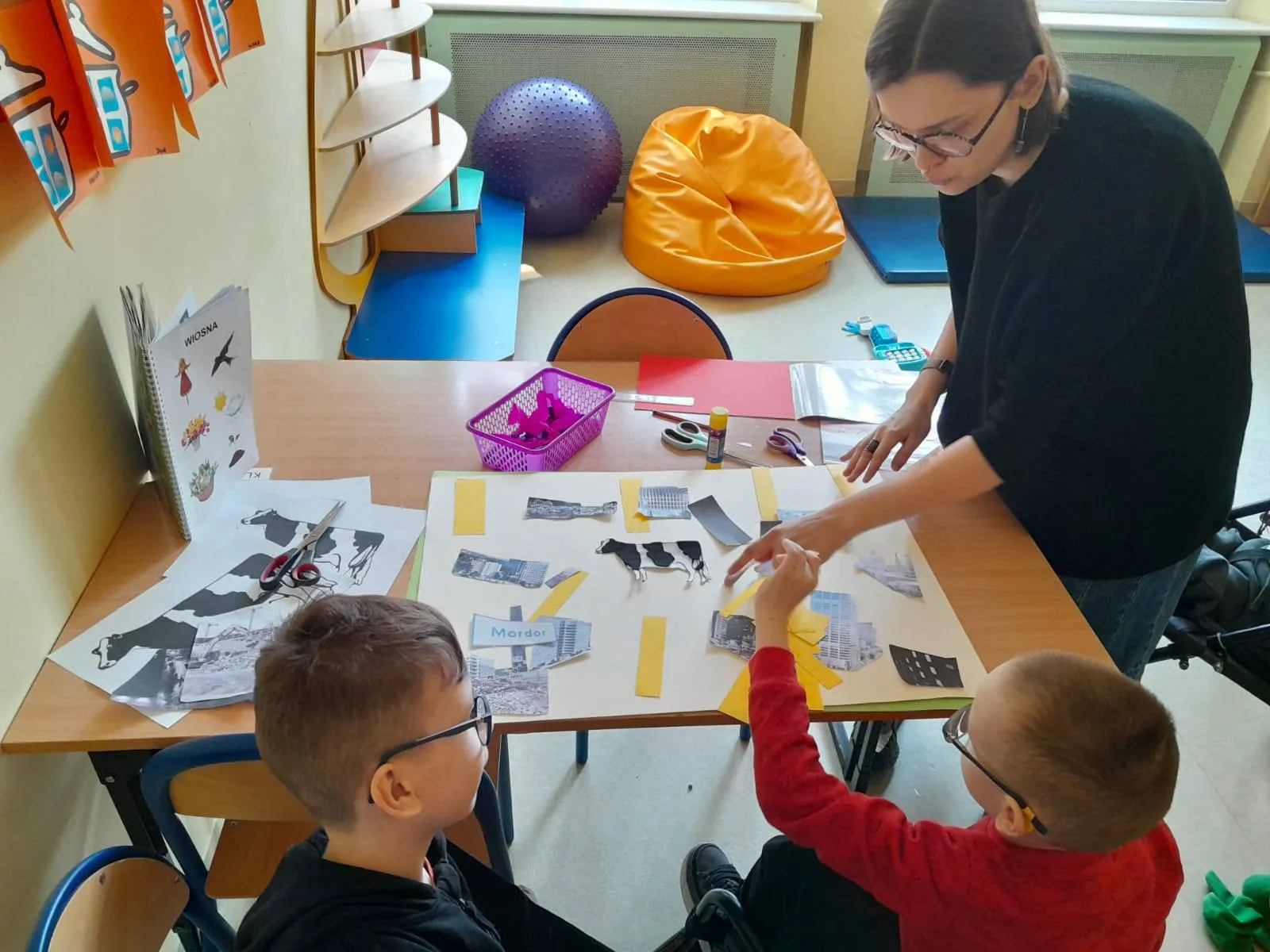 Uczniowie na konkursie