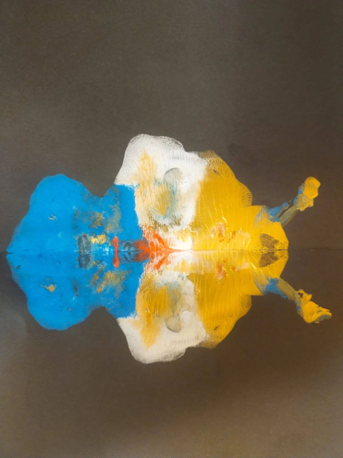 Uczniowie na wydarzeniu 'Kreatywne prace plastyczne'