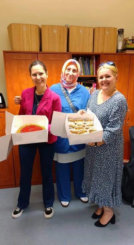 Nauczycielki z ciastami