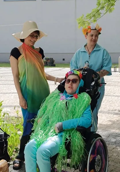 Uczniowie na pokazie mody