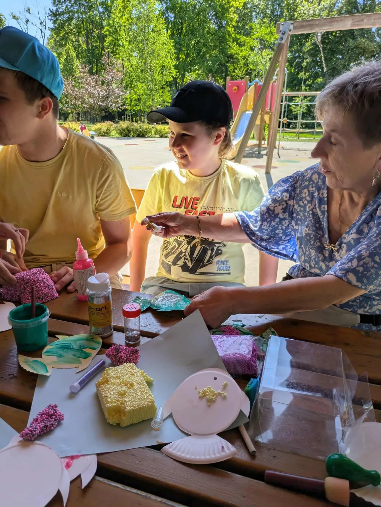 Uczniowie na wydarzeniu 'Lato w mieście 2025'