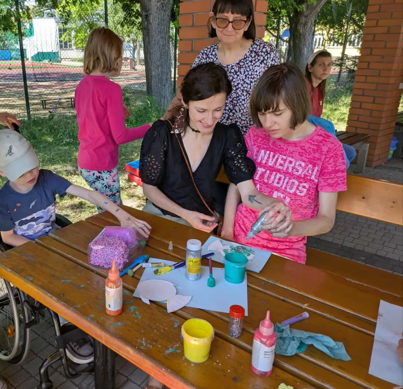 Uczniowie na wydarzeniu 'Lato w mieście 2025'