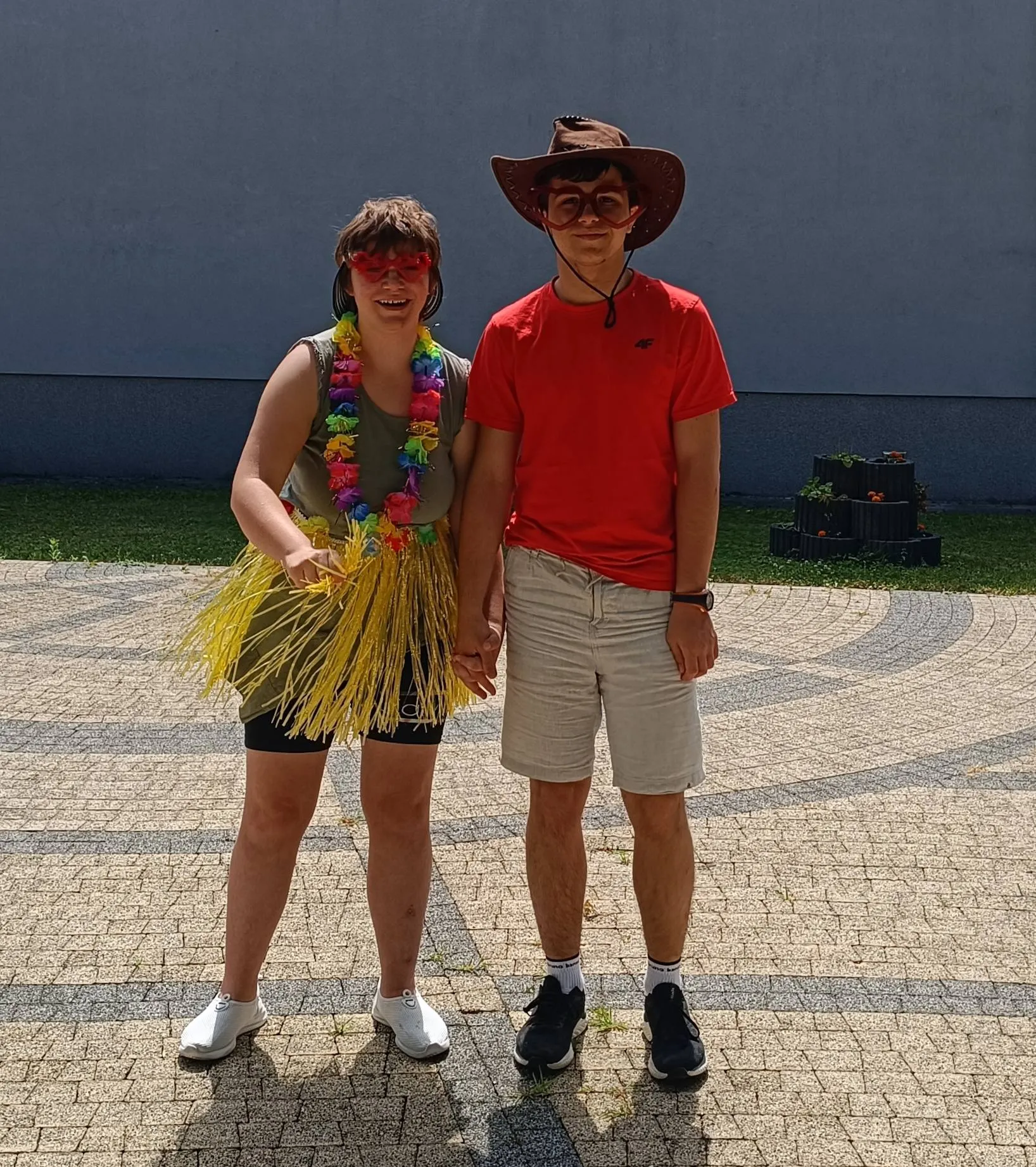 Uczniowie na pokazie mody