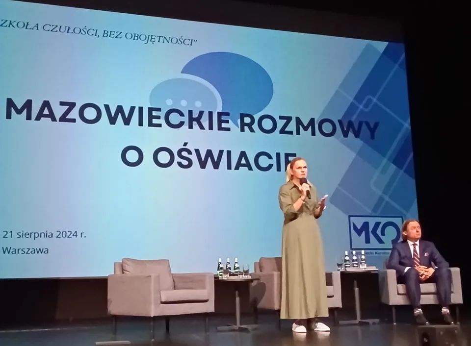 Nasze Panie Dyrektor Jolanta Krzepicka i Wicedyrektor Sylwia Żebrowska wzięły udział w „Mazowieckich rozmowach o oświacie